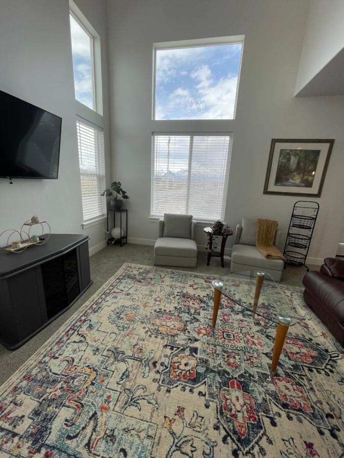 Brand New 3-Beds Stylish Entire House At Lehi Villa Exterior photo
